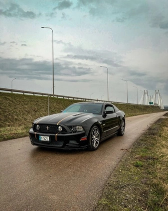 Ford Mustang cena 92999 przebieg: 88000, rok produkcji 2013 z Kraków małe 56